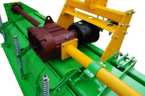 Victory HTLX - schwere Hochleistungs-Bodenfräse für 70-140 PS Traktor